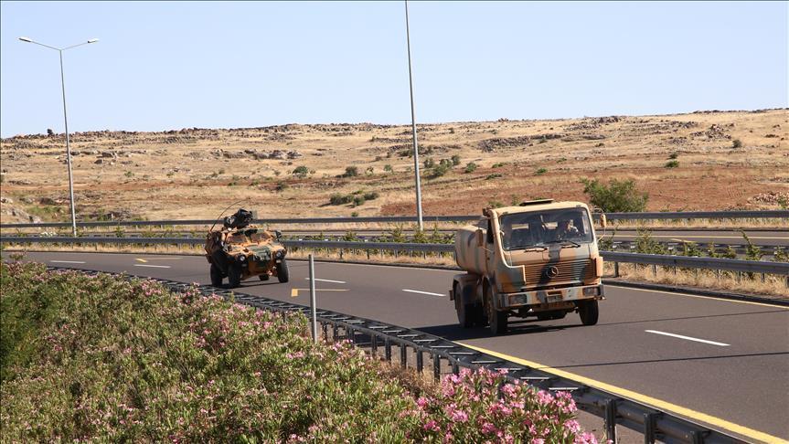 الجيش التركي يرسل تعزيزات عسكرية إلى سوريا
