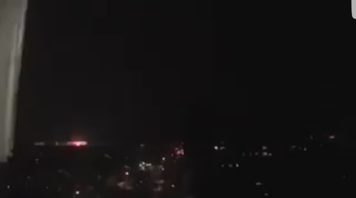 شاهد.. فيديو مرعب تم تصويره من الأردن يوضح القصف العنيف على درعا