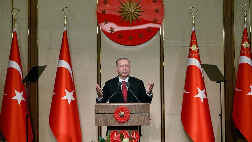 أردوغان: عازمون على حماية المكتسبات التي جُنِيَت بدماء الشهداء