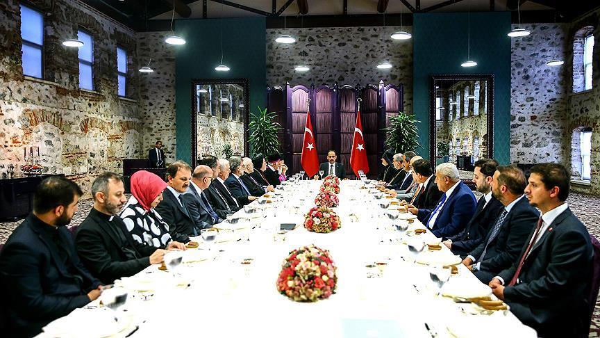 متحدث الرئاسة التركية يلتقي ممثلي الأقليات في البلاد