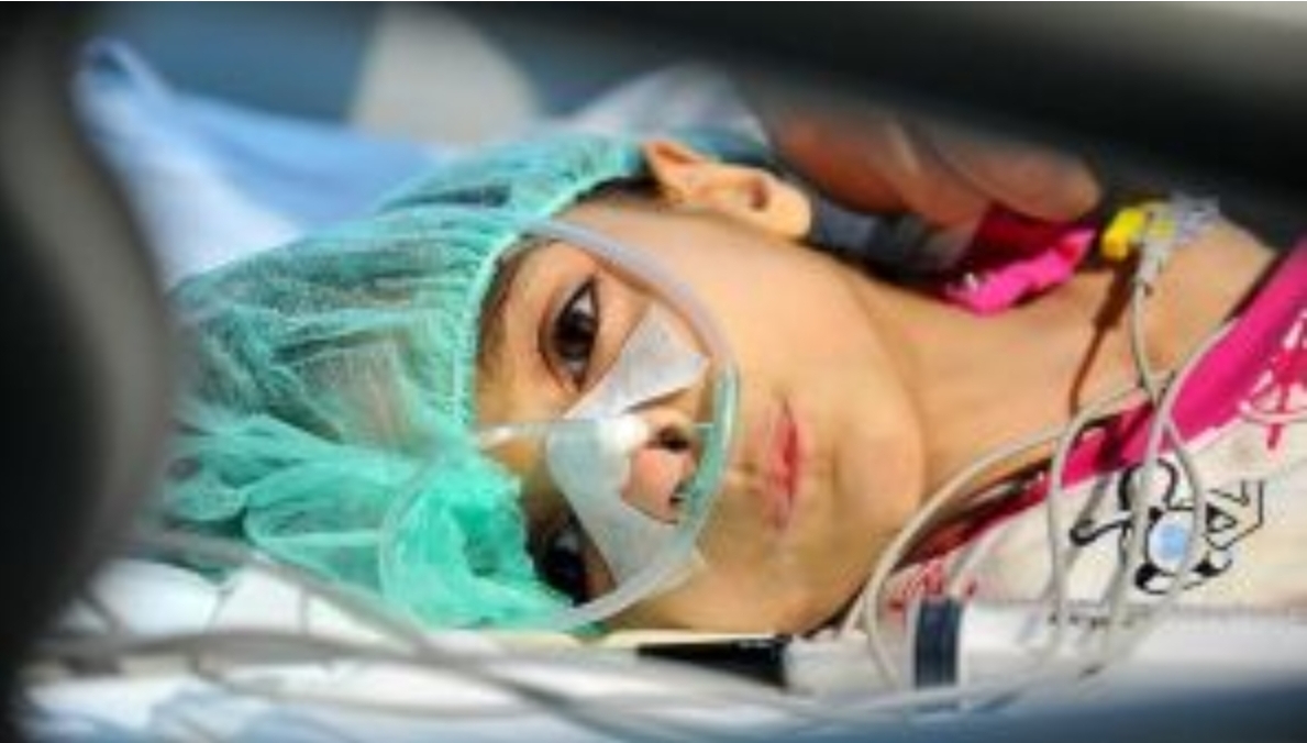 نهاية حزينة للطفلة السورية “رهف حوا” .. توفيت بعد أشهر من محاولات الأطباء بإحدى المستشفيات جنوب تركيا