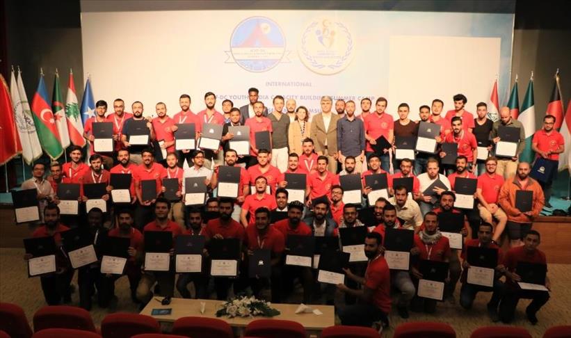 طلاب من 14 دولة يختتمون مخيم التدريب والتطوير الإعلامي بتركيا