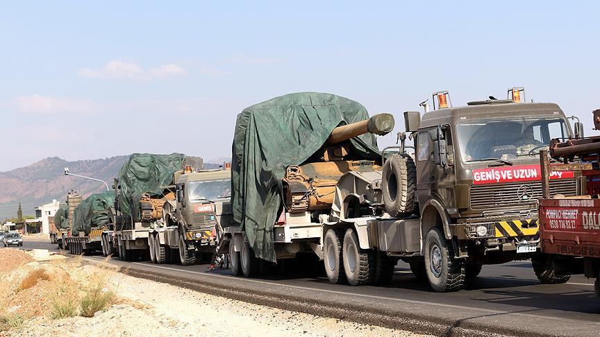 وصول تعزيزات عسكرية تركية إلى الحدود السورية