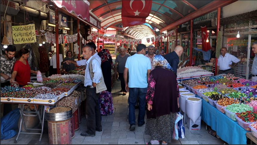 سوق “ميرزيفون”.. عنوان المنتجات التقليدية في أماسيا التركية