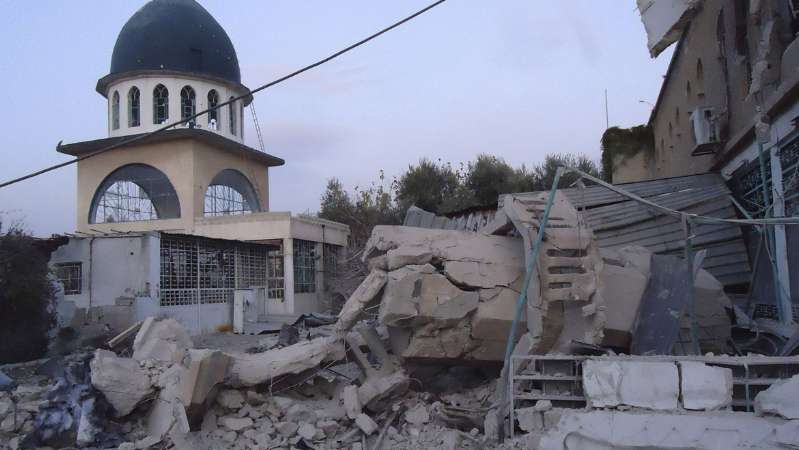 هذا ما فرضه نظام الأسد على أئمة المساجد