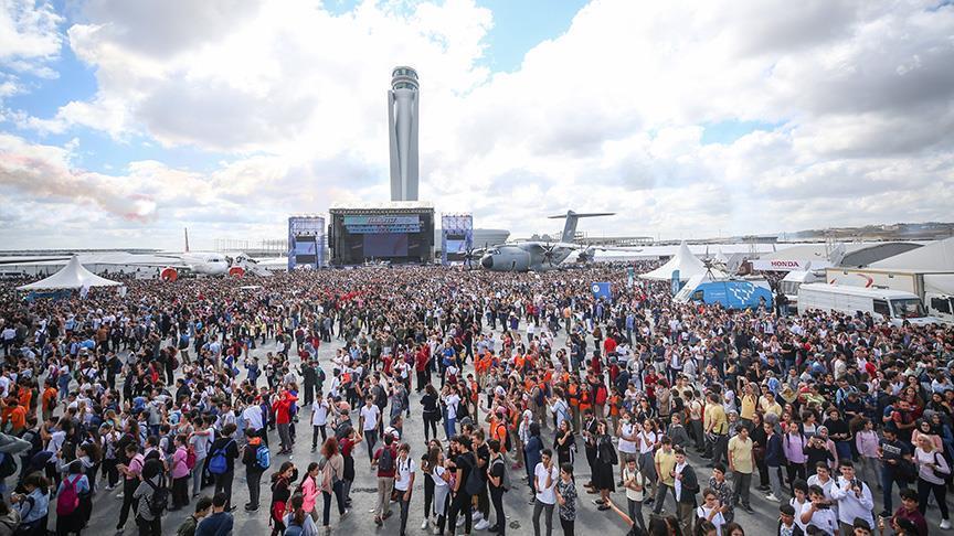 مهرجان “تكنوفيست إسطنبول” يواصل فعالياته وسط إقبال كبير