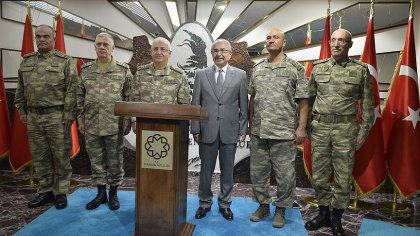 رئيس أركان الجيش التركي يتفقد قوات بلاده في ولايتي دياربكر وماردين