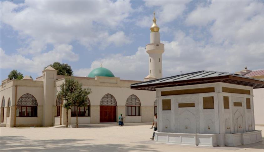بصمات “تيكا” التركية تزين أول مسجد بإفريقيا
