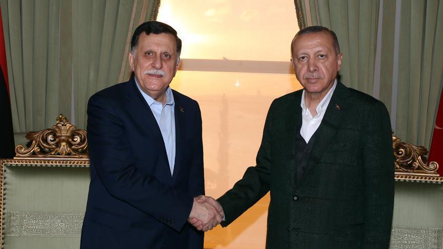 أردوغان يلتقي السرّاج في إسطنبول