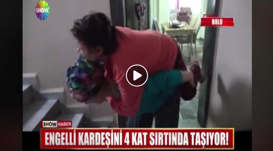 تركيا: الأخت الكبرى تحمل أختها المعاقة بشكل يومي من وإلى الطابق الرابع .. وهذا ما طالبت به !!