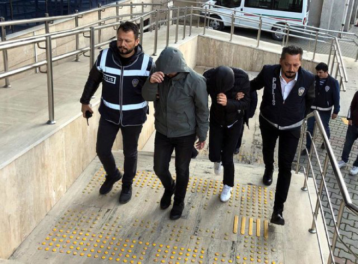 الشرطة التركية تلقي القبض على 4 محتالين