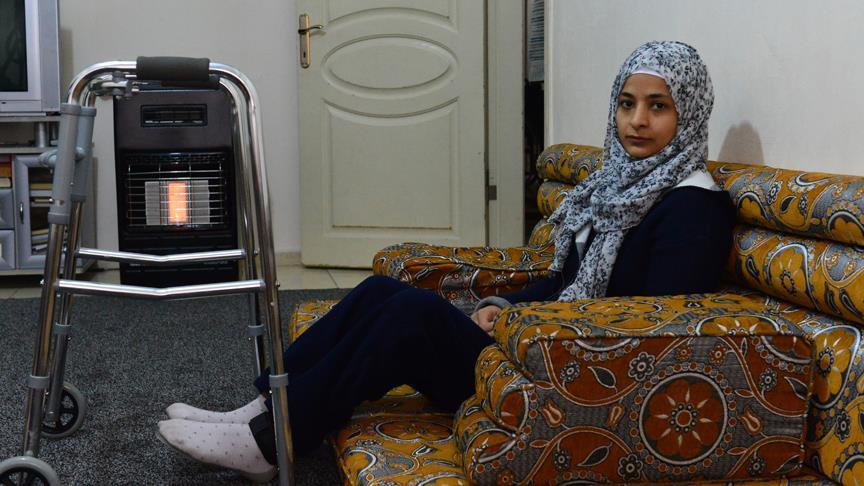 بعد 22 عملية جراحية.. شابة سورية تمشي مجددا في تركيا