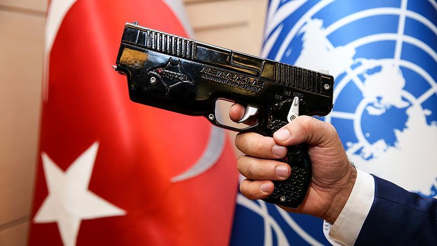 تركيا تكشف عن مسدس خطير بإمكانيات خارقة