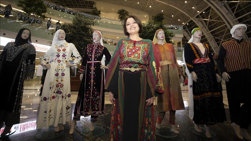 افتتاح معرض للزي التقليدي الفلسطيني في أنقرة
