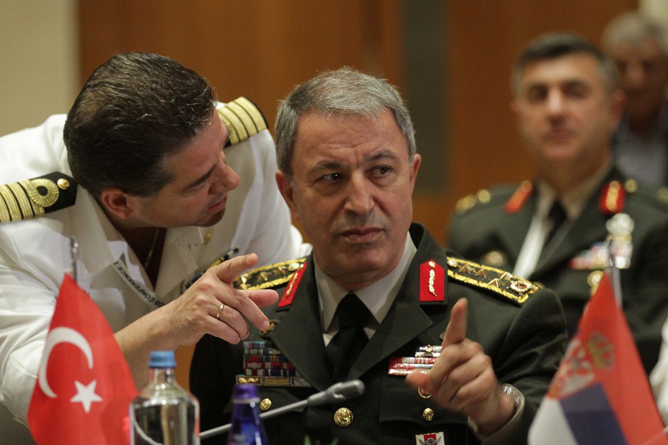 تصريحات وتحذيرات خطيرة يطلقها وزير الدفاع التركي