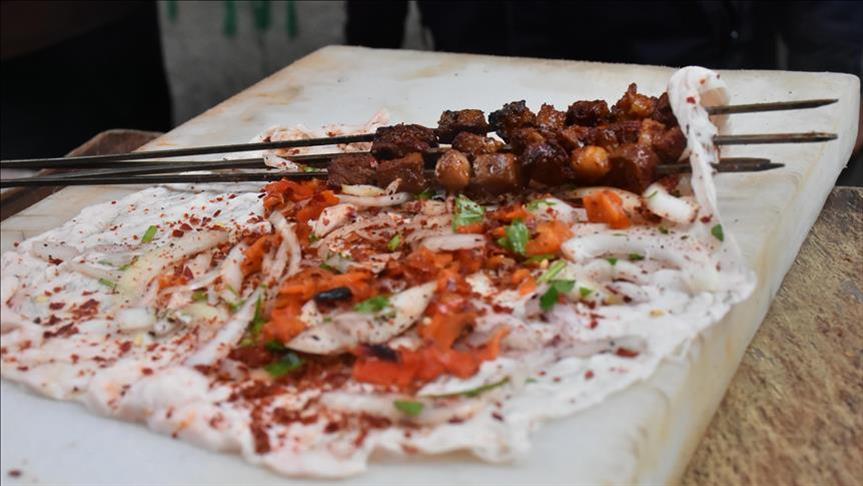 وجبة “بارده جيري” أشهر المأكولات الشتوية في ديار بكر التركية