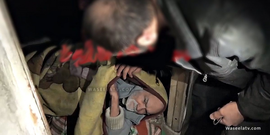 سوريا: شاب يحبس والده المسن في قبو أشبه في زريبة بمدينة حلب.. وإليكم التفاصيل المحزنة + فيديو