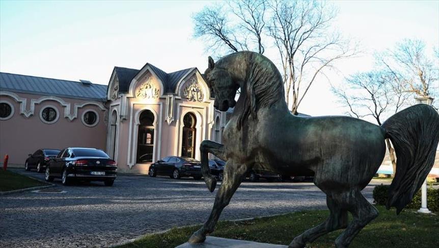 “قصر الحظيرة” بإسطنبول شاهد على اهتمام العثمانيين بالخيول (تقرير)