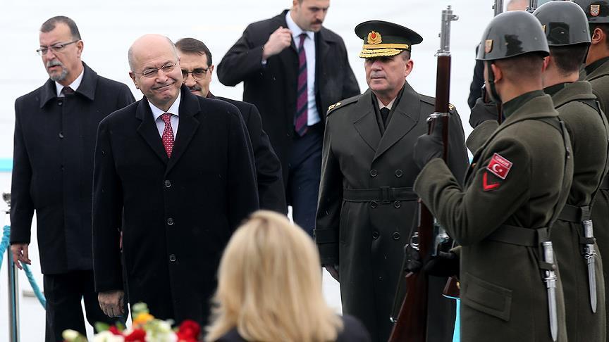 عاجل: الرئيس العراقي يصل أنقرة في زيارة رسمية (فيديو)