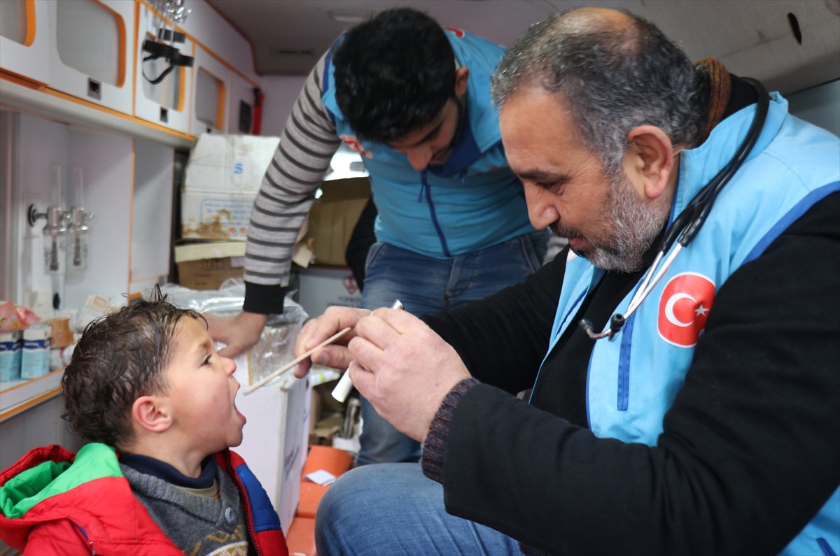 وقف الديانة التركي يجري فحوصات طبية لـ40 ألف يتيم سوري