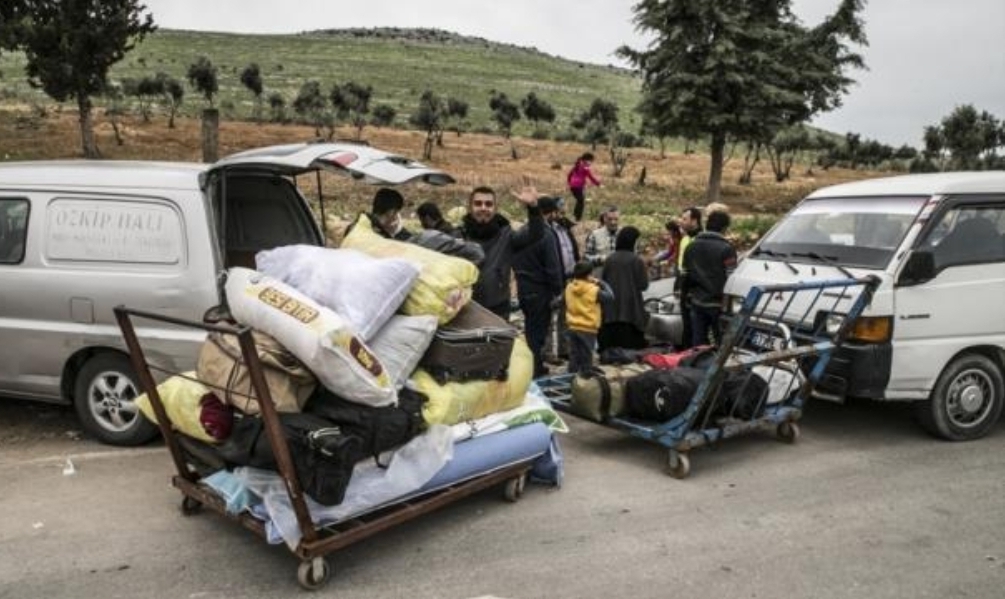 دفعة جديدة من السوريين يعودون من تركيا الى سوريا