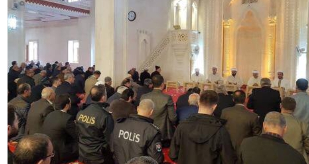 الشرطة التركية تحيي ذكرى تأسيسها الـ174 بصلاة الفجر في المساجد