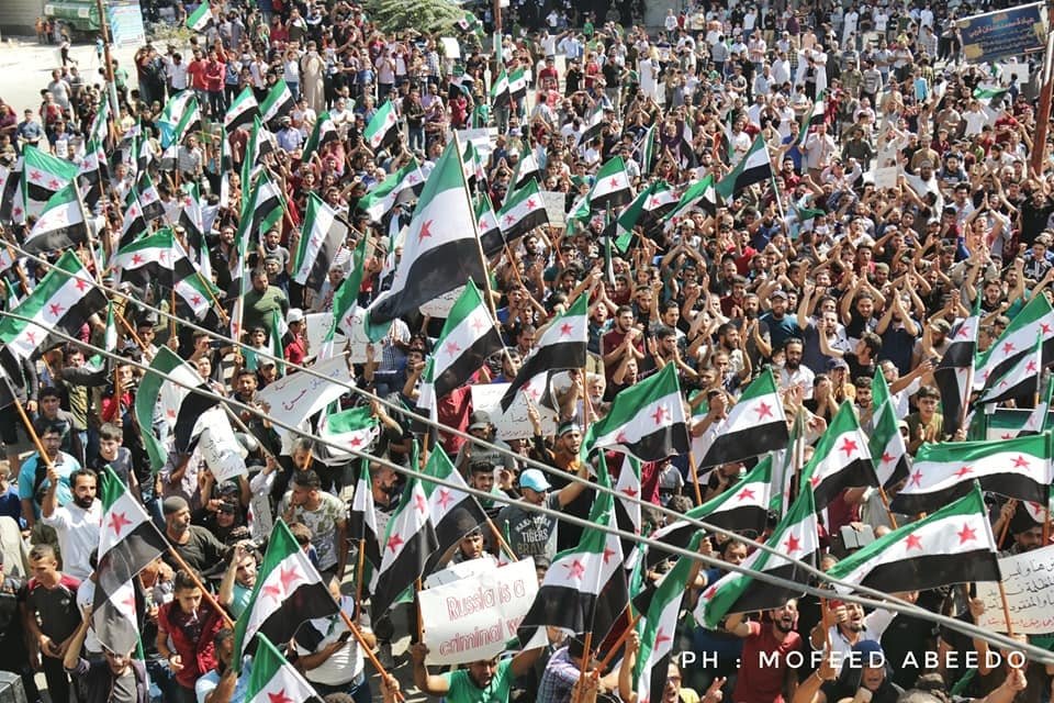 ناشطوا الشمال السوري يدعون لمليونية “جمعة الزحف لكسر الحدود” باتجاه أوروبا