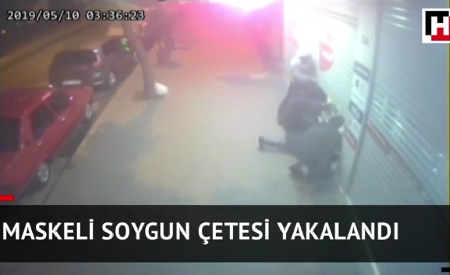 القاء القبض على عصابة لصوص في إسطنبول (فيديو)