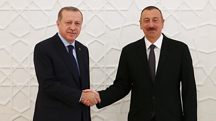 أردوغان يهنئ علييف بالذكرى السنوية لتأسيس أذربيجان