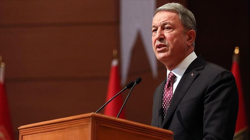 وزير الدفاع التركي: تركيا تحترم حدود دول الجوار وستواصل محاربة الإرهاب