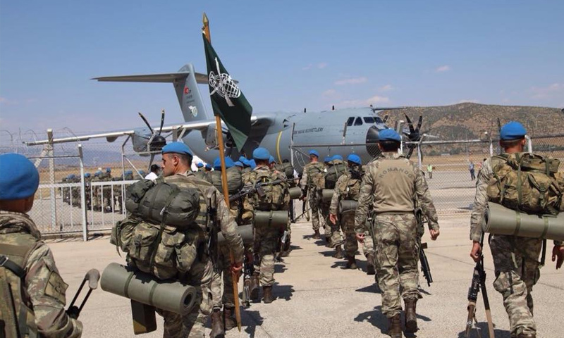 قوات خاصة تركية تصل إلى الحدود السورية
