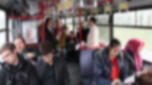 تركيا: شاب سوري يلتقط صور خلسة لفتاة داخل حافلة للنقل العام