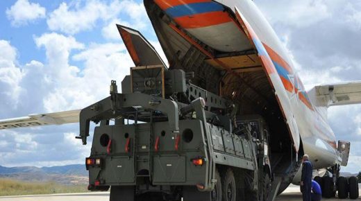 عاجل: وصول طائرة روسية جديدة محملة بمعدات منظومة “إس -400” الدفاعية