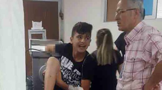 تركيا: طفل سوري علقت يده داخل ماكينة لحمة (فيديو)