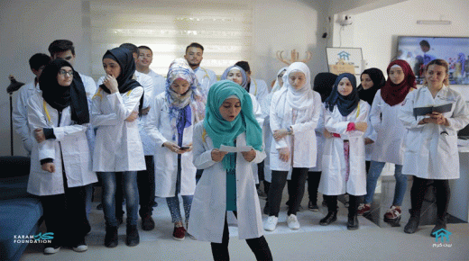 12 ورشة مجانية لدعم مواهب الشباب السوريين في تركيا
