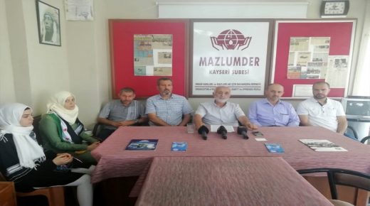 جمعية تركية تنتصر للسوريين وتحتج على فرض غرامات باهظة عليهم في قيصري