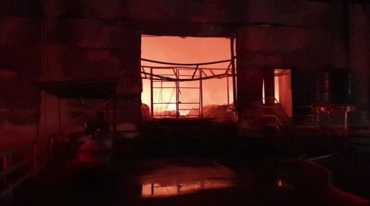 حريق كبير يلتهم مخبز آلي سوري في أزمير