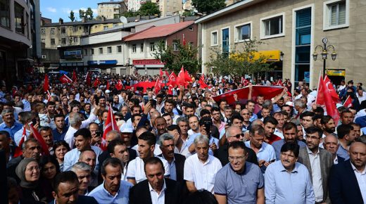 ما سبب المسيرات الغاضبة في ولايات شرق تركيا؟