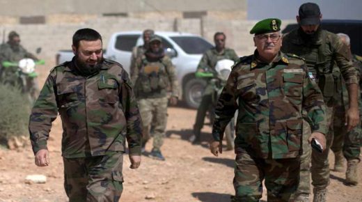 وزير الدفاع في الحكومة المؤقتة سليم ادريس، وقائد فصيل جيش الإسلام عصام بويضاني
