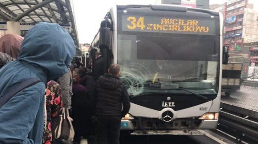 مركبة متروبوس في إسطنبول