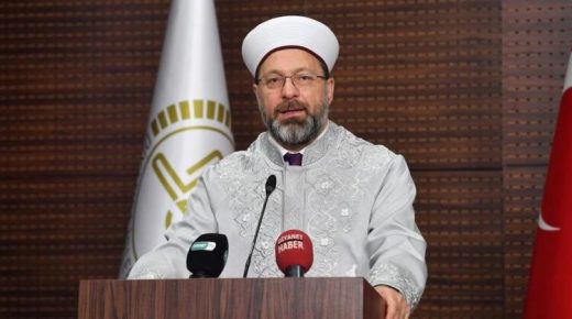 رئيس الشؤون الدينية التركية يوجه رسالة لجميع الشبان