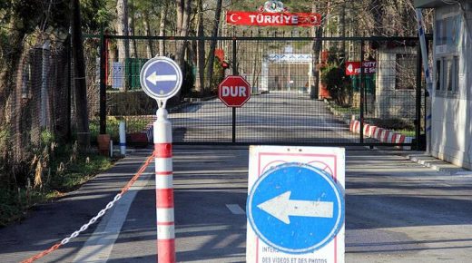 الحكومة التركية تغلق جميع البوابات الحدودية المؤدية إلى أوروبا بسبب كورونا