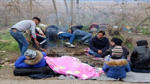 مهاجرين على الحدود التركية اليونانية