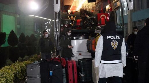 الشرطة تدعو المواطنين للالتزام بـ”الحجر الصحي” في إسطنبول