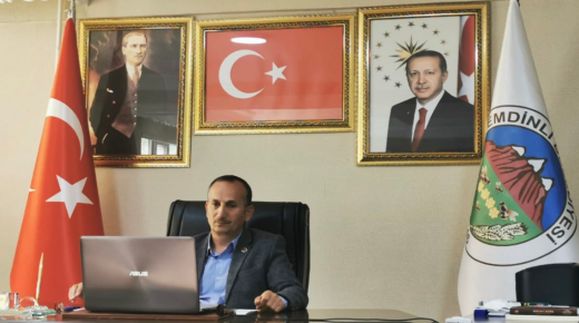 رئيس بلدية تركية يعلن إصـ ـابته بفايروس كورونا