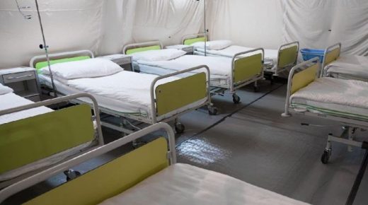 وزارة الصحة التركية تفتتح مستشفى ميداني لمكافحة كورونا في هذه الولاية