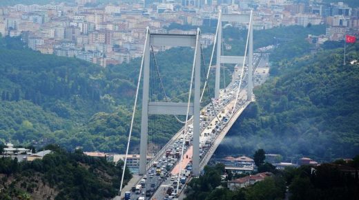 هل تم فرض رسوم بالفعل على عبور الجسور في إسطنبول
