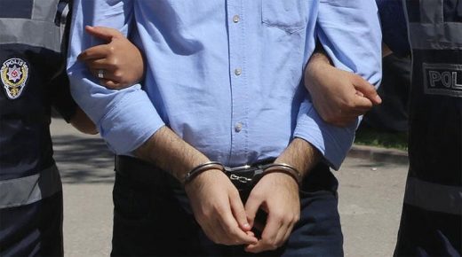إعتقال ضابط شرطة بتهمة إهانة الوزير سليمان صويلو