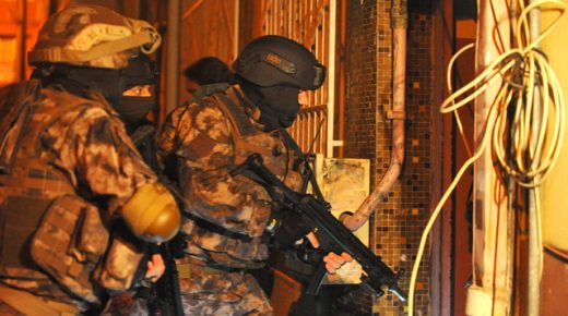 اعتقال 13 شخص في عملية ضد أنصار غولن في اربع ولايات تركية