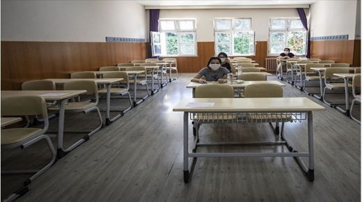 مدير التربية في إزمير: لن نفتح المدارس قبل أن يزول الخطر